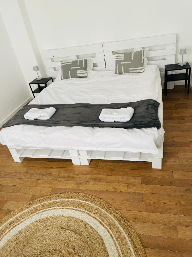 Londof Housing City Center Brasov Apartment Exterior photo