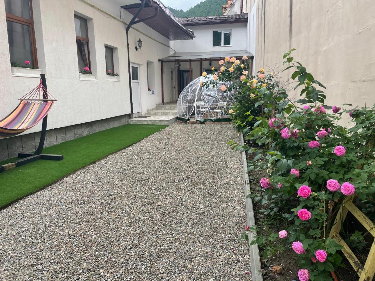 Londof Housing City Center Brasov Apartment Exterior photo